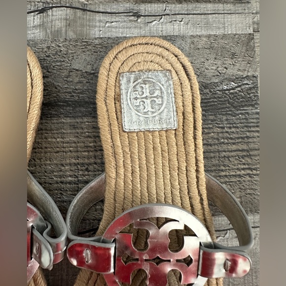 Tory Burch Metallic and Tan Sandals - Picture 4 of 8